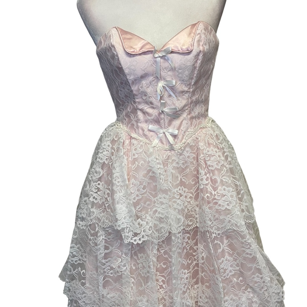 Vintage Flirtations Alfred Angelo Pink Cream Lace Strapless Dress Gloves - Picture 2 of 10